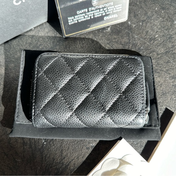 Authentic Chanel Zippy Coin Purse Wallet Caviar SHW Zipped Card Holder Wallet CC - Picture 2 of 11